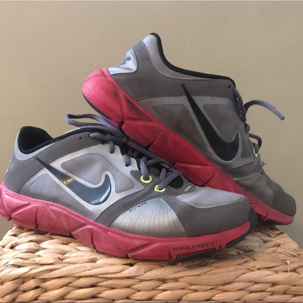 Nike Flywire Cross Trainer Shoes Women’s Size 7.5